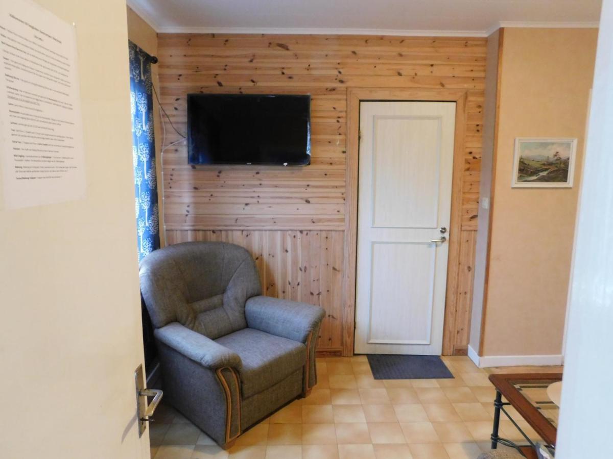 Solgarden Vandrarhem Hostal B&B Blackstad Exterior foto